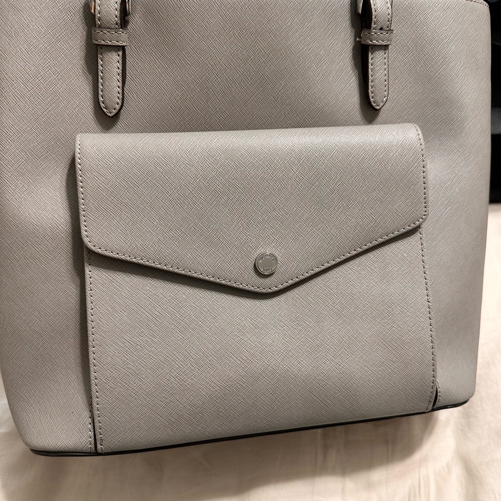 Michael Kors Grey Leather Tote – Excellent Condition